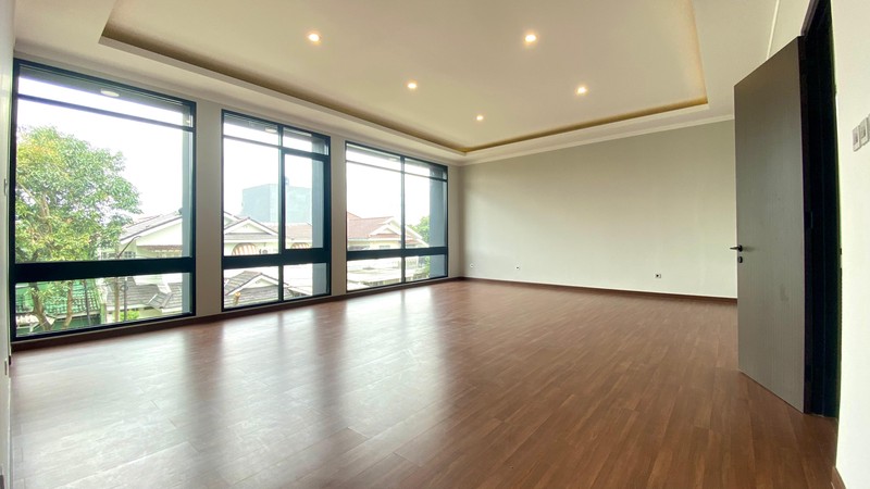 Exclusive Tropical House Bintaro Jaya Sektor 9