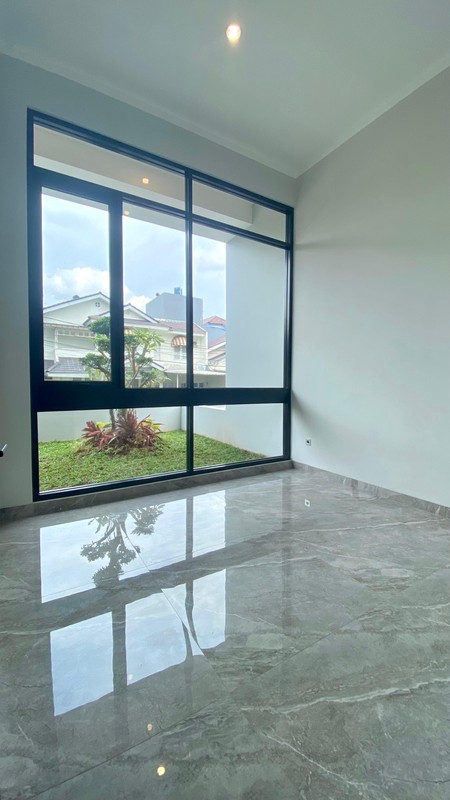 Exclusive Tropical House Bintaro Jaya Sektor 9