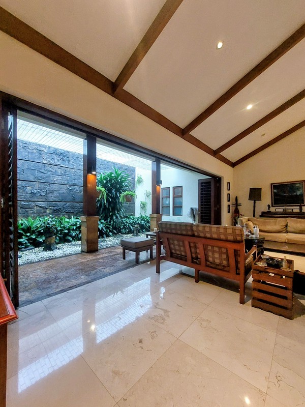 Rumah suasana resort di Cipete Jakarta Selatan