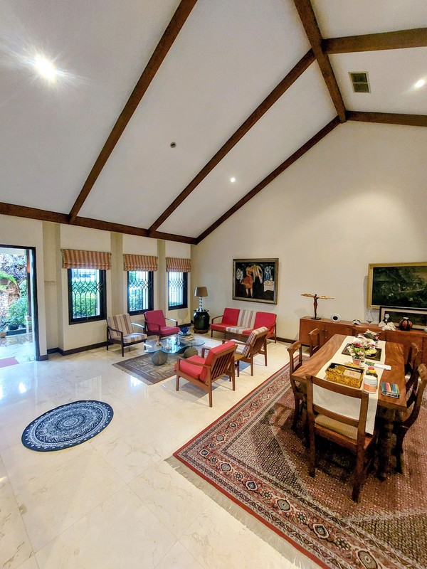 Rumah suasana resort di Cipete Jakarta Selatan