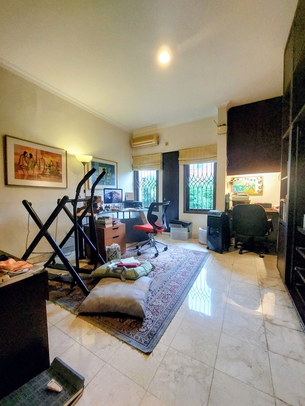 Rumah suasana resort di Cipete Jakarta Selatan