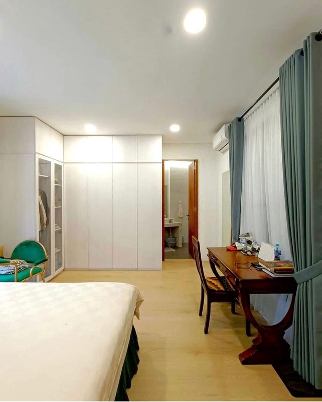 Rumah Bagus,ada swmming pool di Bintaro Jaya 9