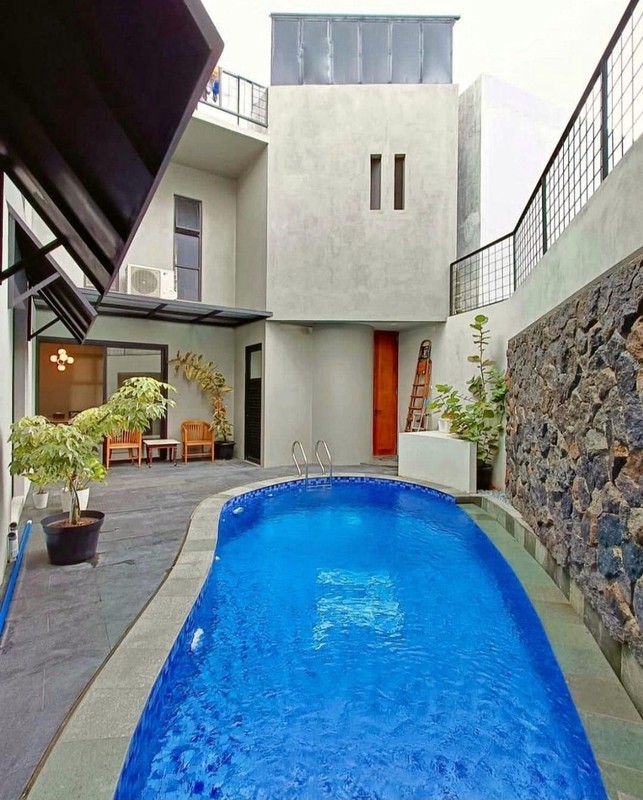Rumah Bagus,ada swmming pool di Bintaro Jaya 9