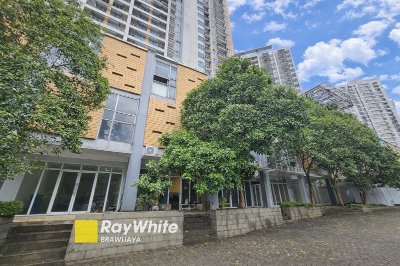 Ruko di Cinere Terrace Commercial, Depok, 3 lantai, dekat tol Desari