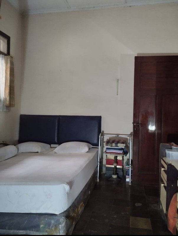 DIJUAL RUMAH TUA HITUNG TANAH - TEBET TIMUR, JAKARTA SELATAN