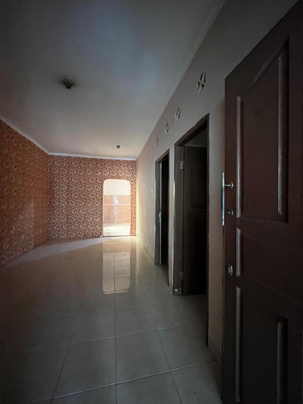 Dijual rumah di Taman Borobudur 1 perum 2 Karawaci Tangerang