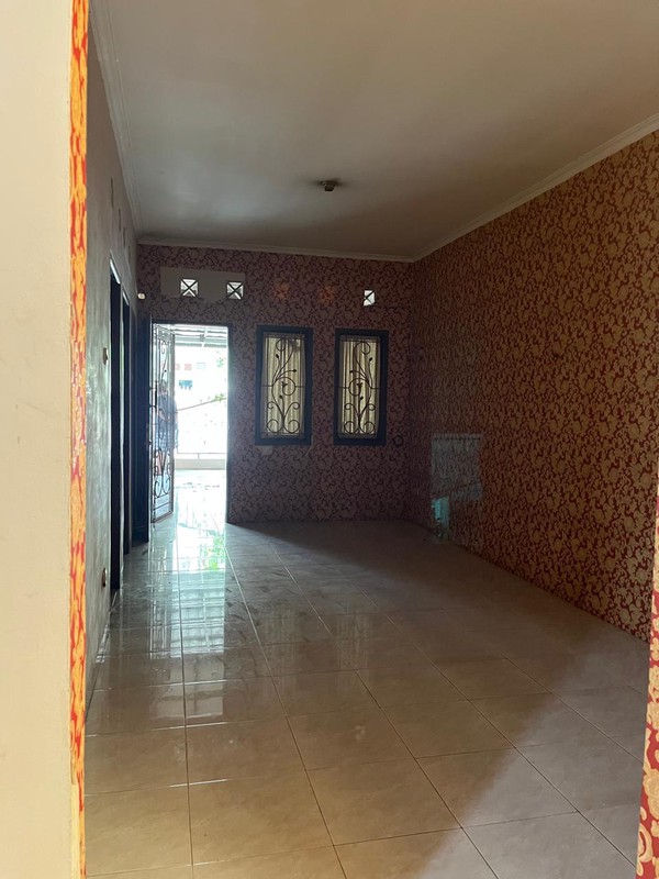 Dijual rumah di Taman Borobudur 1 perum 2 Karawaci Tangerang