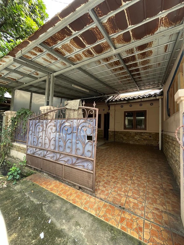 Dijual rumah di Taman Borobudur 1 perum 2 Karawaci Tangerang