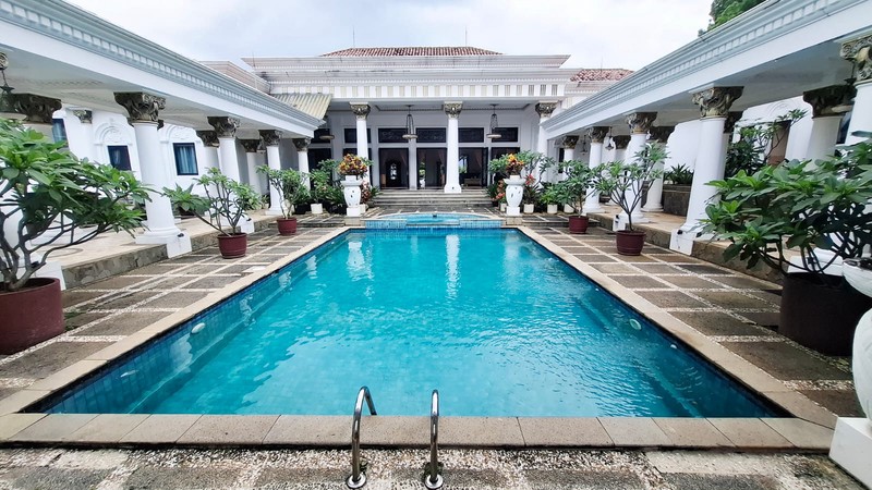 Dijual Mansion Premium di Daerah Sejuk-Furnished, A Private Mountain Estate with Unrivaled Panoramic Views