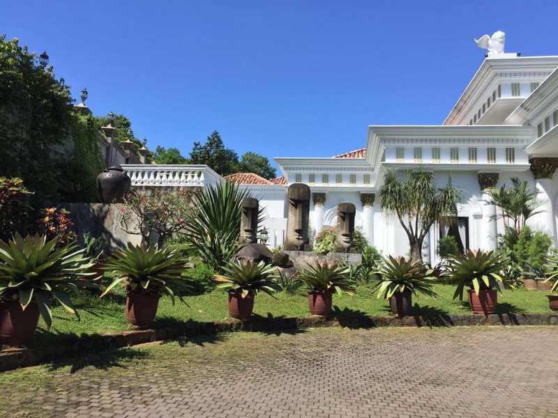 Dijual Mansion Premium di Daerah Sejuk-Furnished, A Private Mountain Estate with Unrivaled Panoramic Views