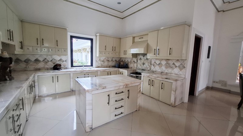 Dijual Mansion Premium di Daerah Sejuk-Furnished, A Private Mountain Estate with Unrivaled Panoramic Views