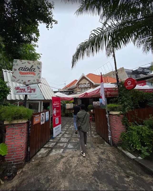 Dijual rumah komersil Surabaya pusat kota jl selamet
