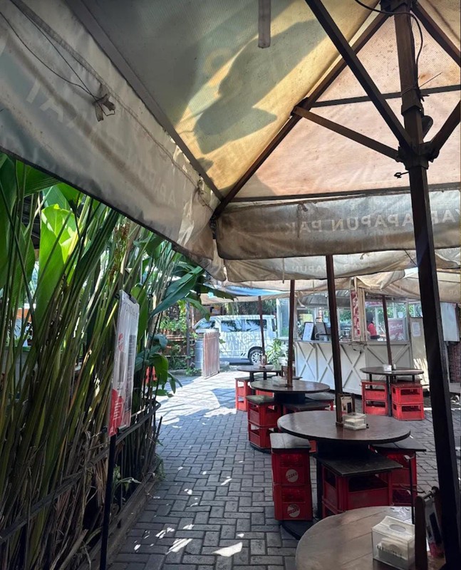 Dijual rumah komersil Surabaya pusat kota jl selamet