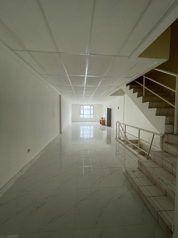 Disewakan Ruko Komersial di Area Strategis Matraman Raya, Jakarta Timur