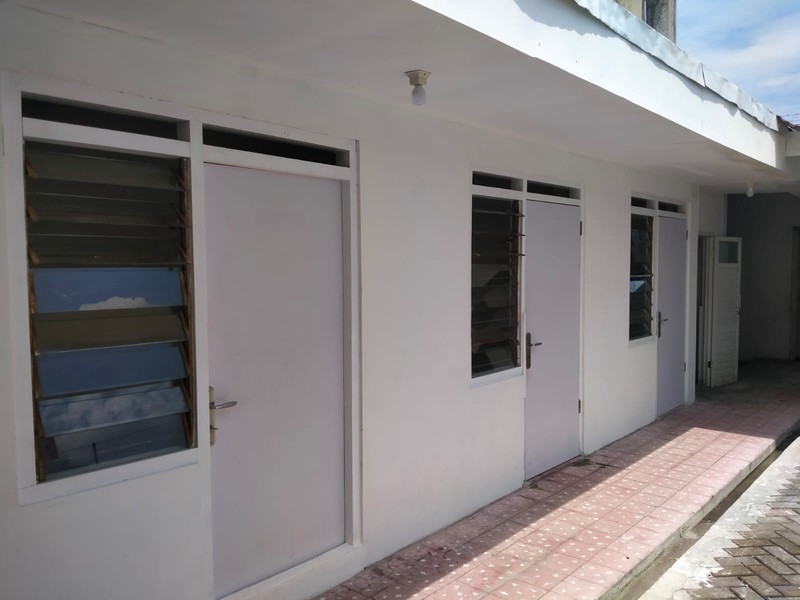 Disewakan Ruang Usaha Strategis 2 Lantai di Ring Road Utara Sleman Ideal untuk Kantor & Bisnis, Maguwoharjo, Depok, Sleman