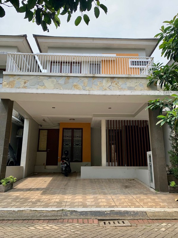 Rumah Bagus Siap Huni dan Asri di Discovery Fiore, Sektor 9, Bintaro Jaya