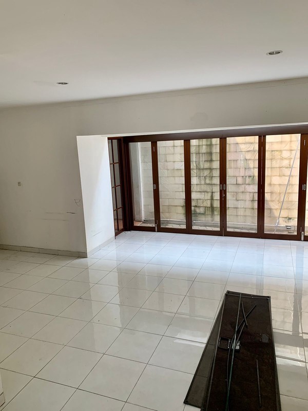 Rumah Bagus Siap Huni dan Asri di Discovery Fiore, Sektor 9, Bintaro Jaya