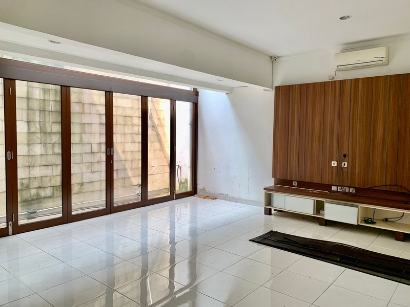 Rumah Bagus Siap Huni dan Asri di Discovery Fiore, Sektor 9, Bintaro Jaya