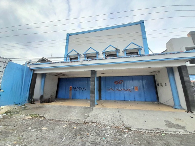 Ruko 2 Lantai Lokasi Strategis di Jalan Raya Magelang - Yogyakarta 