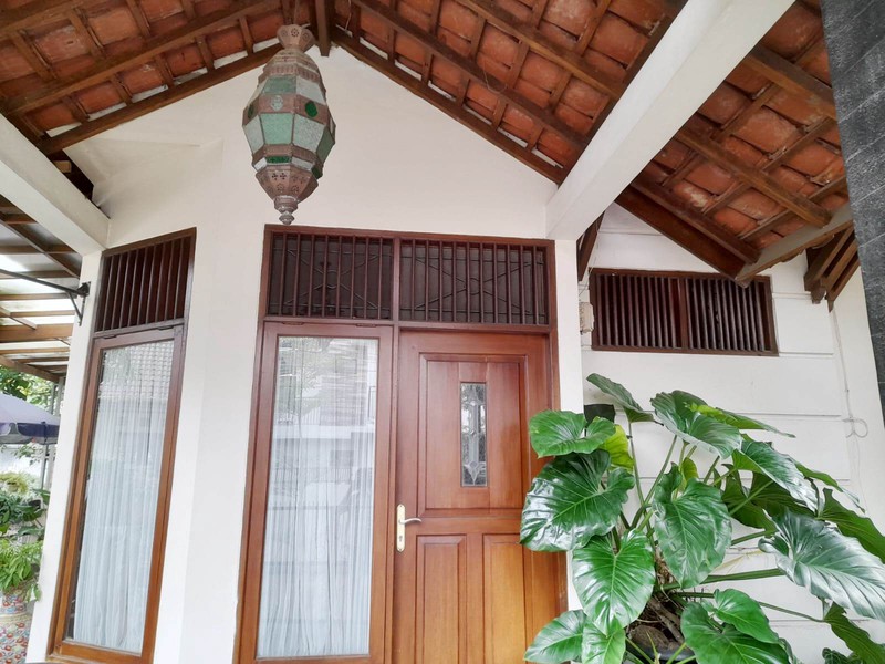 Rumah 1 Lantai, Asri, Lokasi Strategis di Bintaro