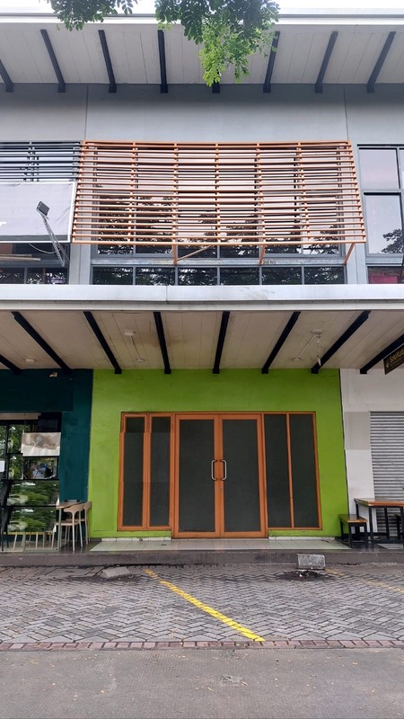 Ruko 2 Lantai lingkungan Commersil cocok untuk Usaha di Bintaro