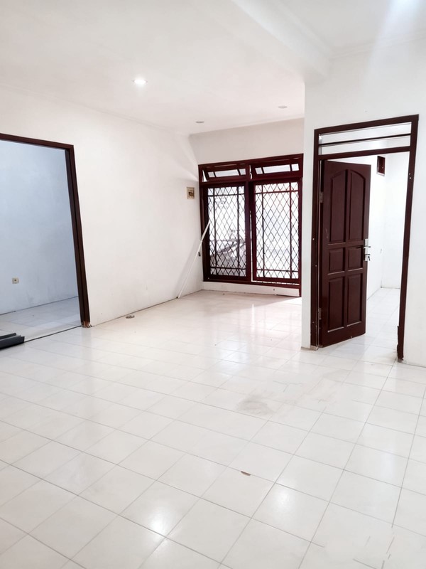 Rumah di Pamulang I Sudah Renovasi 