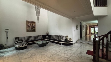 Rumah mewah luas  520 m² di prime area Menteng, bentuk tanah kotak,  lokasi dekat Rumah Dinas wapres RI