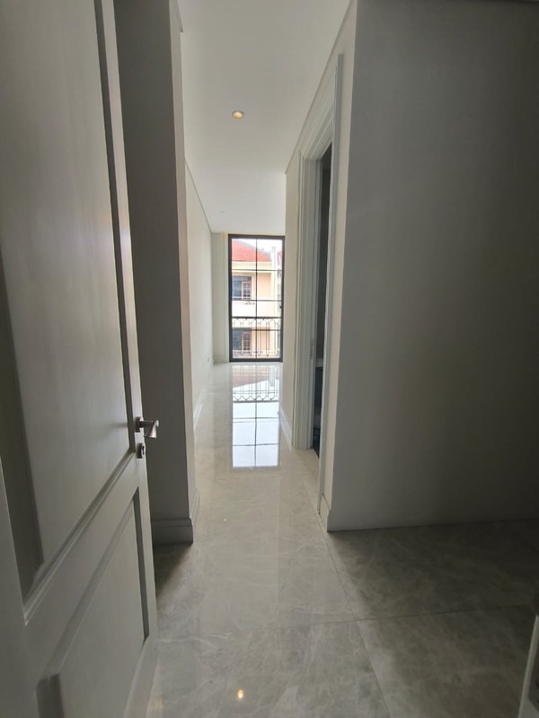 6 Milyar-an Dijual Rumah Baru Puri Widya Kencana Citraland Surabaya Barat Dekat G Walk Citraland , Sekolah Ciputra , Unesa