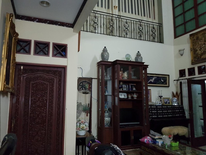 Rumah di Hang Jebat, Kebayoran Baru 300 sqm, prime location,  Depan taman, 5 menit ke Senayan