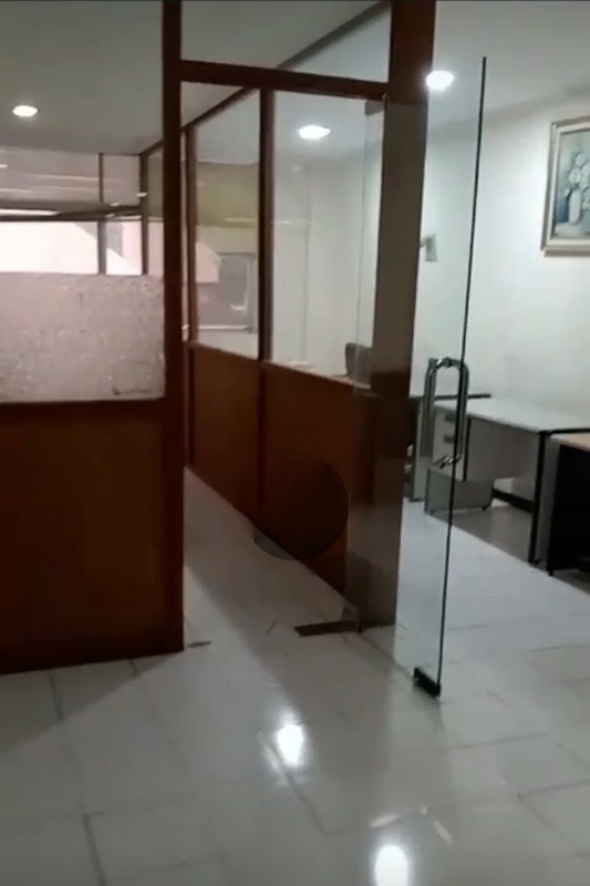 2 Milyaran Dijual Ruko Raya Tenggilis Barat - Hadap Nol Jalan Raya Komersial Area Cocok Buat Segala Usaha Dekat Ubaya Tenggilis Mejoyo, Superindo Raya Jemursari