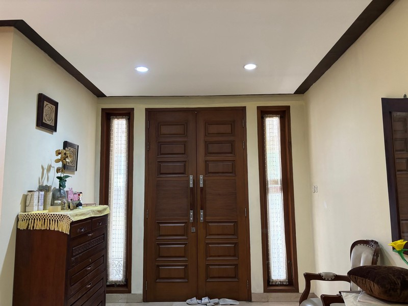 Rumah 2 Lantai Luas Kokoh ada Swimming Pool di Kota Wisata Cibubur 