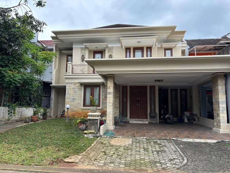Rumah 2 Lantai Luas Kokoh ada Swimming Pool di Kota Wisata Cibubur 