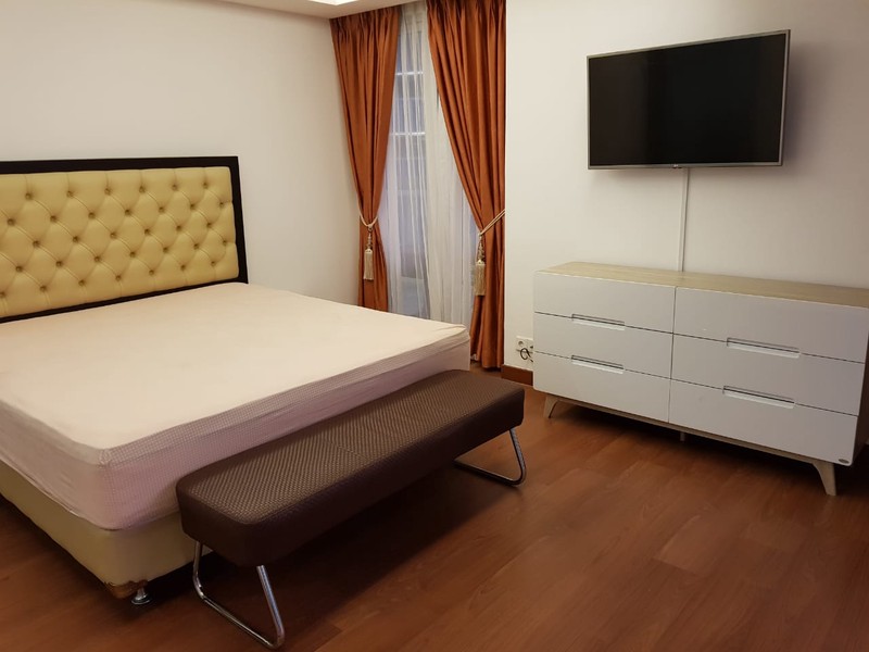 Apartemen Springhill The Royale Tower Bouverdia