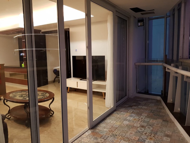 Apartemen Springhill The Royale Tower Bouverdia