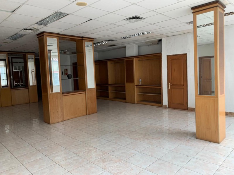 Gedung Stand alone di Cideng, Jakarta Pusat