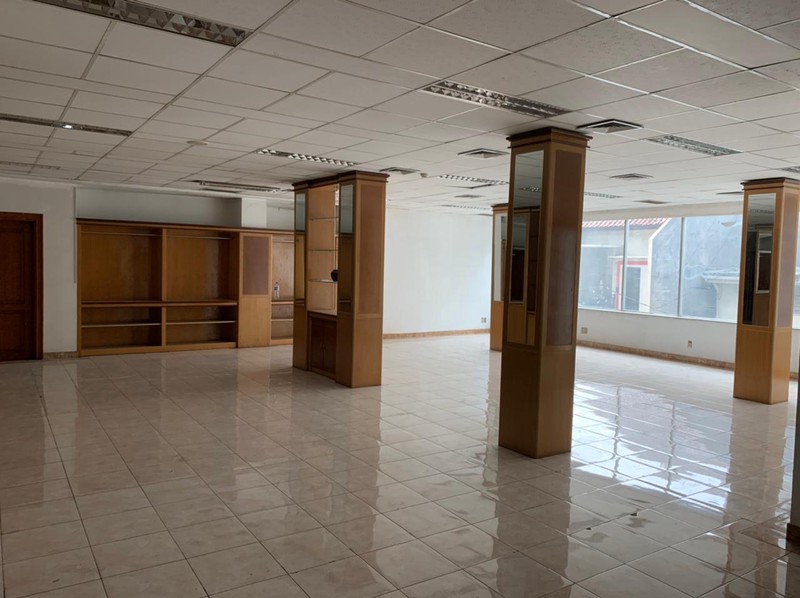 Gedung Stand alone di Cideng, Jakarta Pusat