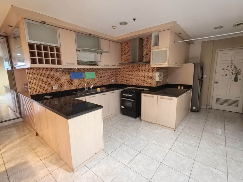 Apartemen French Walk Twr Lyon Garden, Kelapa Gading