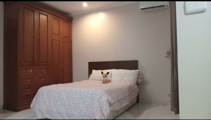 Rumah Hook nyaman di Cluster Exclusive Taman Puri Bintaro