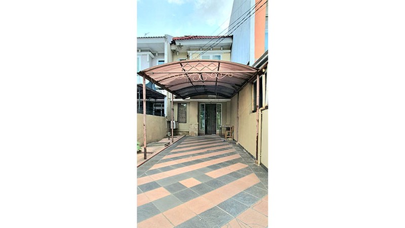 Rumah Gading Arcadia, Kelapa Gading. Bukan rumah baru. Siap huni