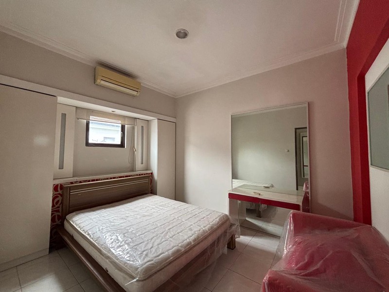 Rumah 2 Lantai Luas Kokoh di Kota Wisata Cibubur 