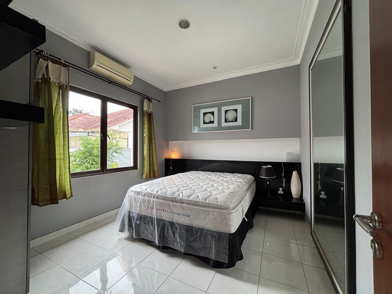 Rumah 2 Lantai Luas Kokoh di Kota Wisata Cibubur 