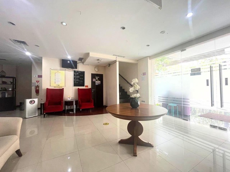 Kantor for Rent in Jakarta Selatan, DKI Jakarta Ruko Commercial 2 Lantai di Kebayoran Baru dekat Senopati