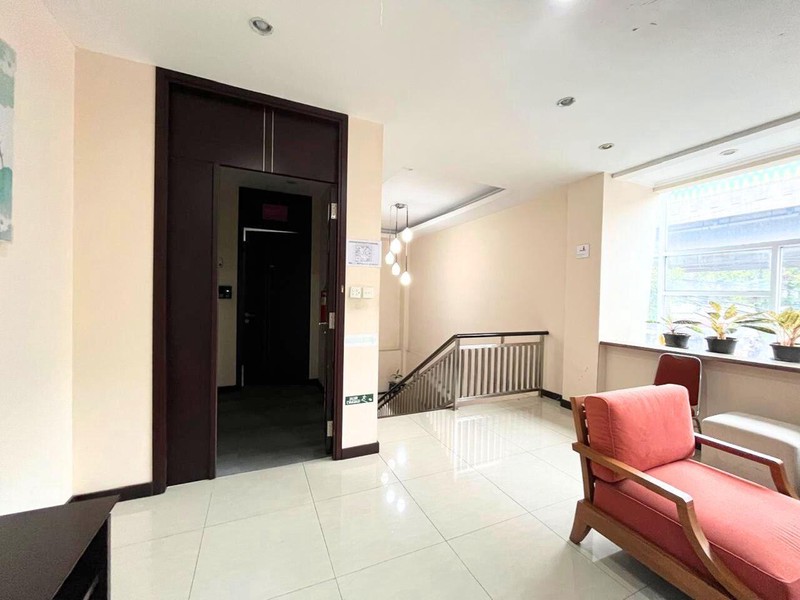 Kantor for Rent in Jakarta Selatan, DKI Jakarta Ruko Commercial 2 Lantai di Kebayoran Baru dekat Senopati