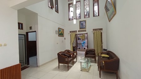 Rumah Luas 5 KT, Ventilasi Bagus di Kotamas Cimahi dan Siap Huni 