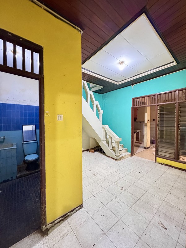 Dijual Rumah 2 Lantai di Pejaten Barat, Jakarta Selatan 