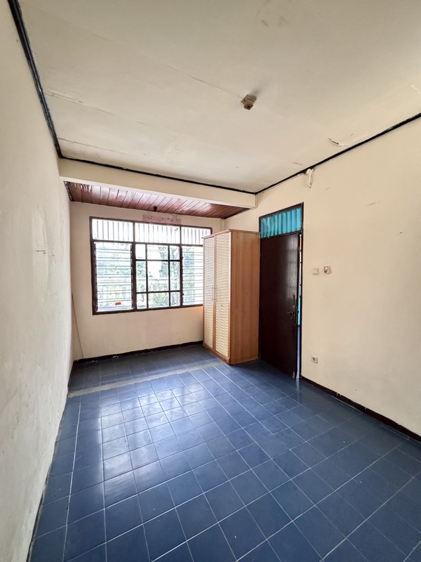 Dijual Rumah 2 Lantai di Pejaten Barat, Jakarta Selatan 