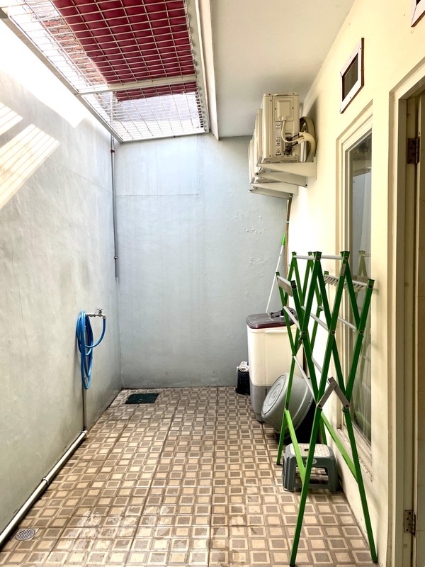 Rumah Dijual Valencia Puri Surya Jaya Siap Huni