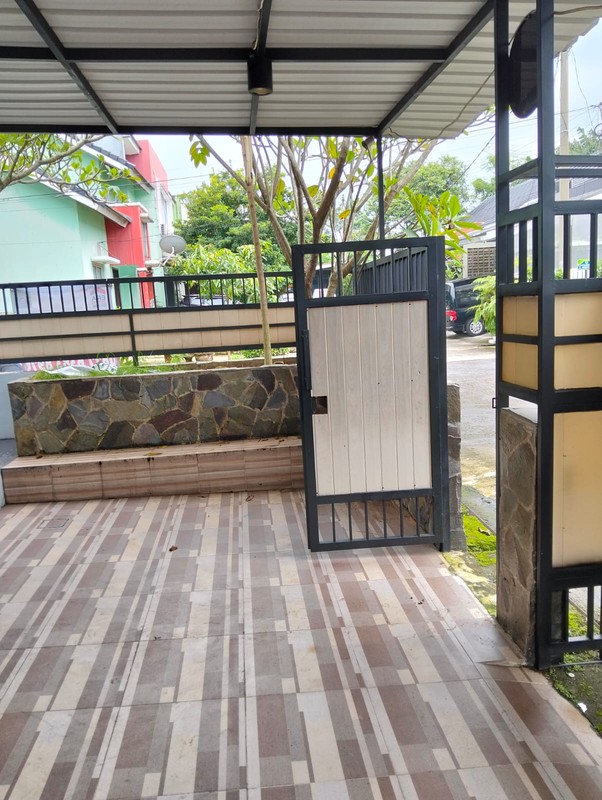 Cluster sentul residence Jl Houston 