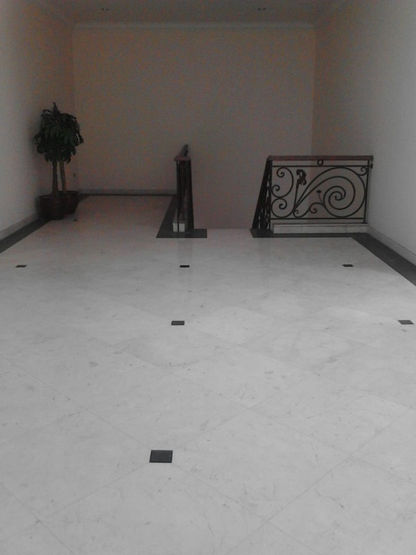 DI JUAL RUMAH lokasi strategis di kemang timur 