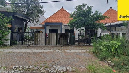 Disewakan Rumah Pusat Kota di Jl Wr Supratman Surabaya